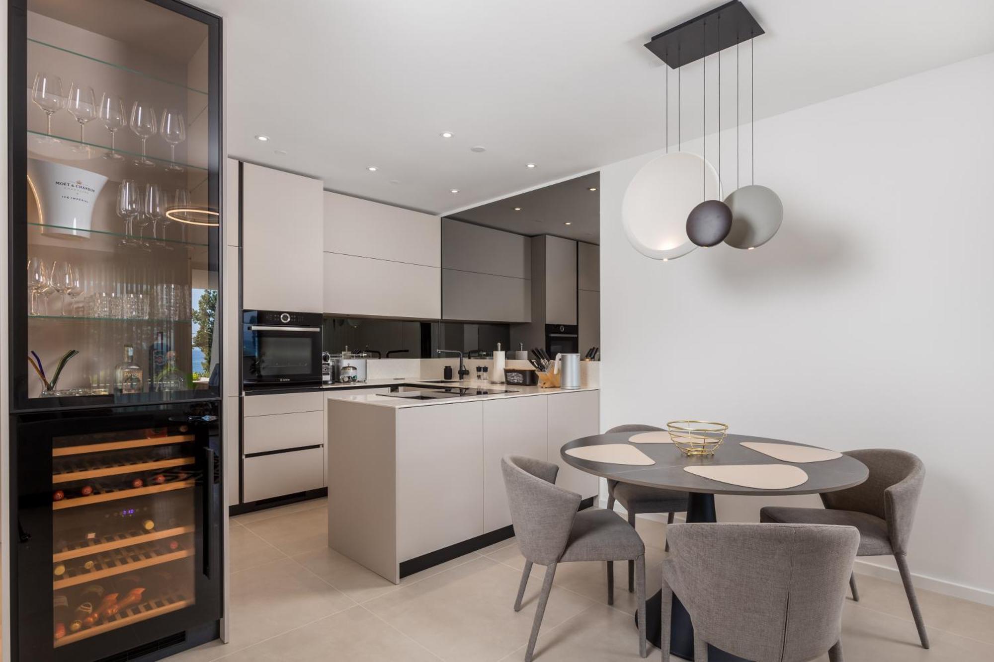 Dream By The Sea Apartment Опатия Екстериор снимка